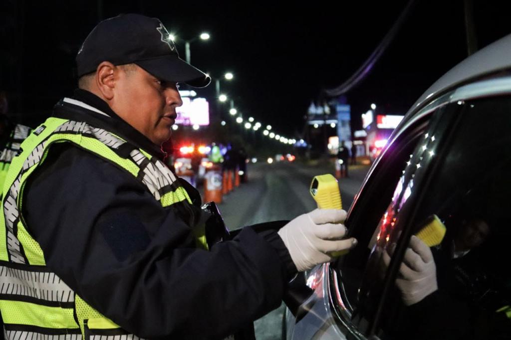 Evitarían accidentes los alcoholímetros obligatorios en los coches?